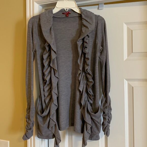 Silvergate Small cardigan w/unique open front gray ruffled/ruched - Picture 1 of 7